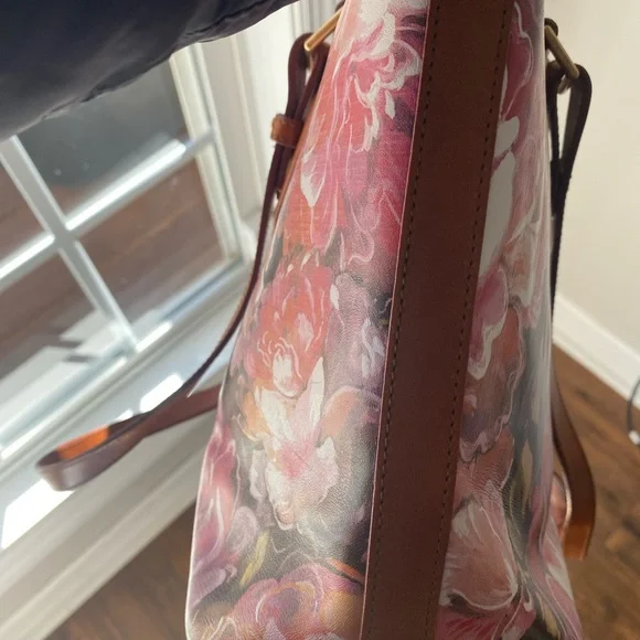 Brahmin leather Asher pink Hemingway pattern tote lightly used. - Picture 5 of 16